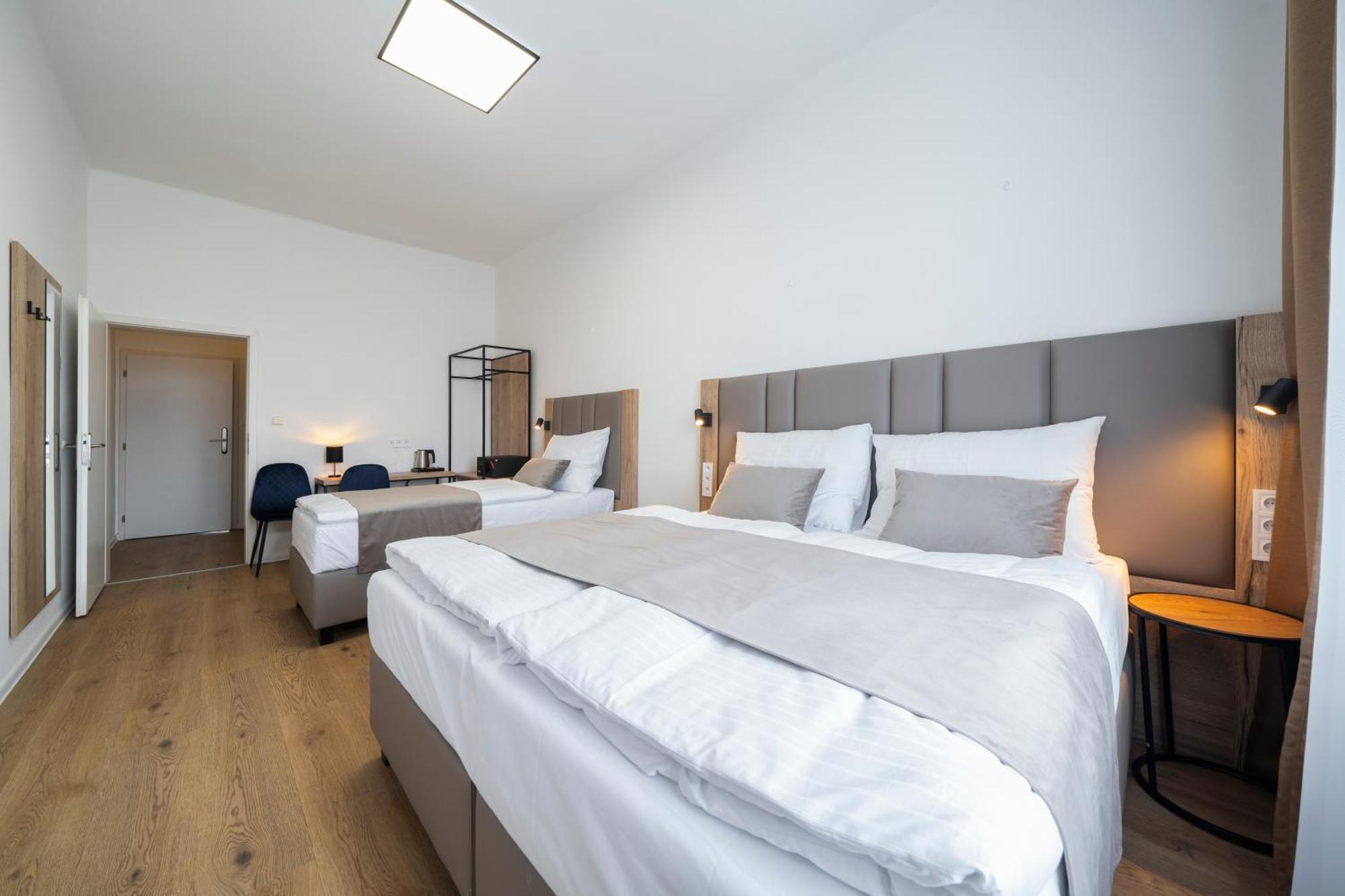 Hotel Leon Прага Экстерьер фото